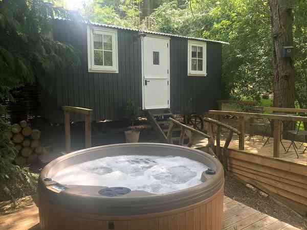 Cabaña del pastor Bluebell 2 habitaciones (jacuzzi)
