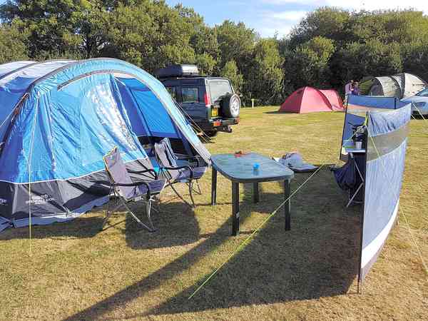 Non-electric grass pitch