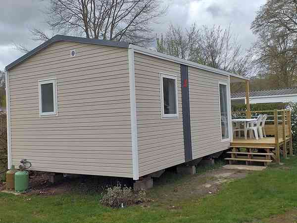 Bambou Family Baby stationær campingvogn 2 soveværelser