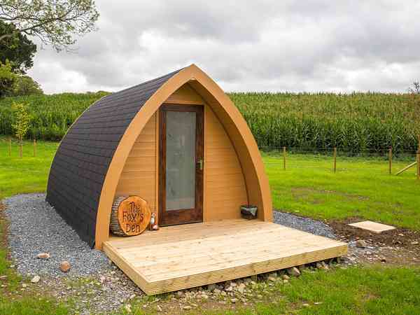 The Fox's Den camping pod