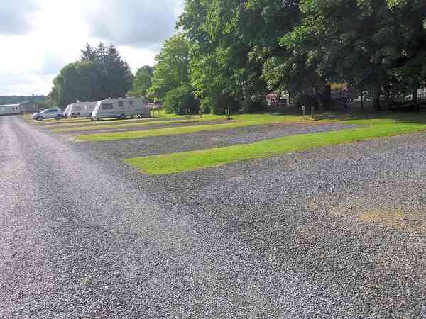 Fully-serviced gravel touring pitch