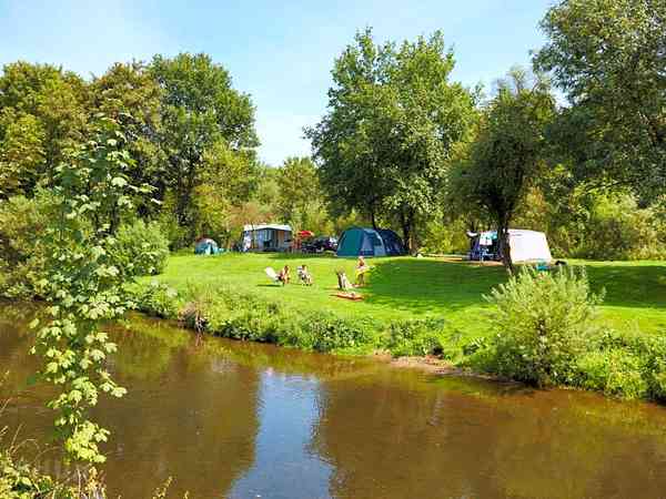 Electric grass tent, trailer tent or touring caravan pitch (riverside)