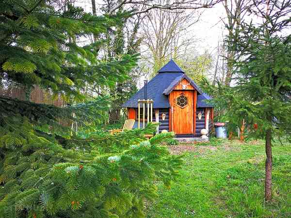 Mini-chalet Hobbit house