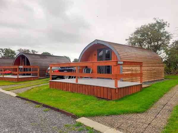 Curlew camping pod