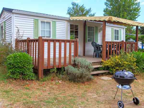 Outside the mobil home Outside the mobil home