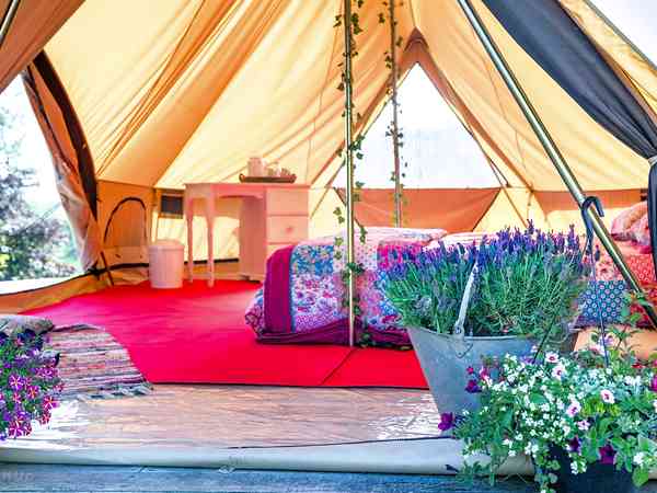 Clover Luna bell tent