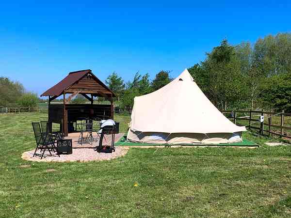 Tente cloche (4 personnes, supérieur(e))