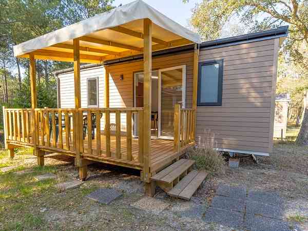 Cosy 2 bedroom static caravan
