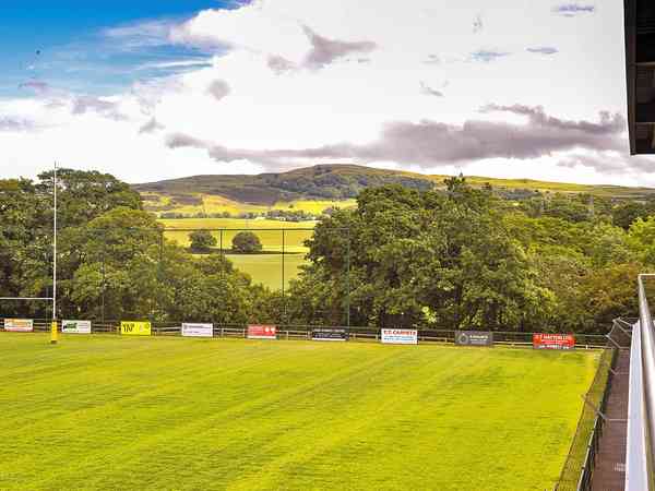 Non-electric grass tent or trailer tent pitch