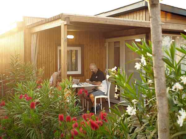 2 bedroom cottage / chalet / bungalow (no pets, air conditioning, plus)