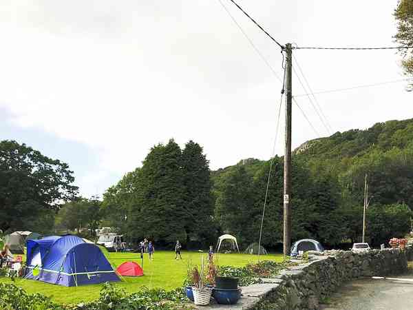 Non-electric grass tent or motorhome pitch