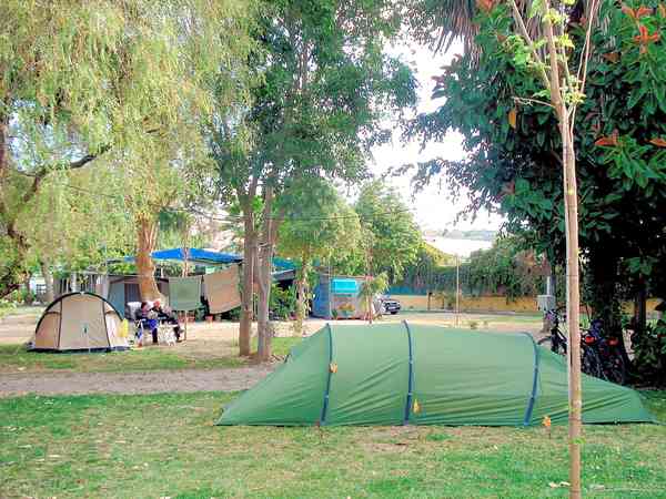 Electric optional earth tent or trailer tent pitch