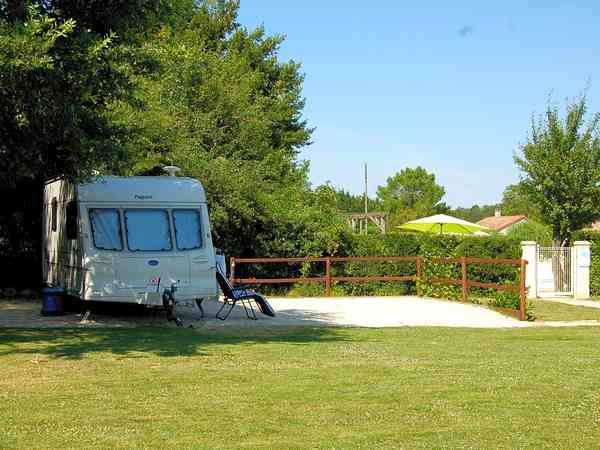 Fully Serviced Pitch Fully Serviced Pitch