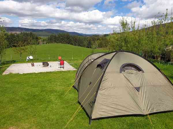 Unpowered grass tent site (large)