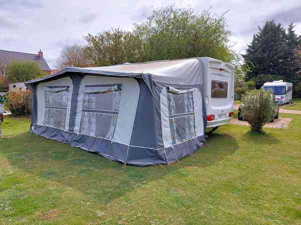 Caravane statique Swift 2 chambres