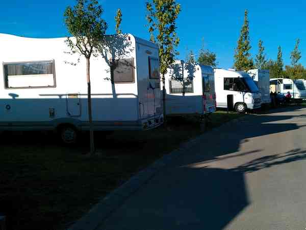 We welcome caravans and motorhomes We welcome caravans and motorhomes