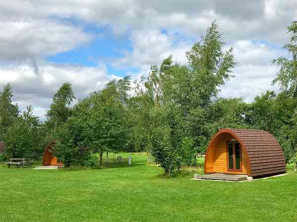 Pod prêt-à-camper (2 adultes et 2 enfants)
