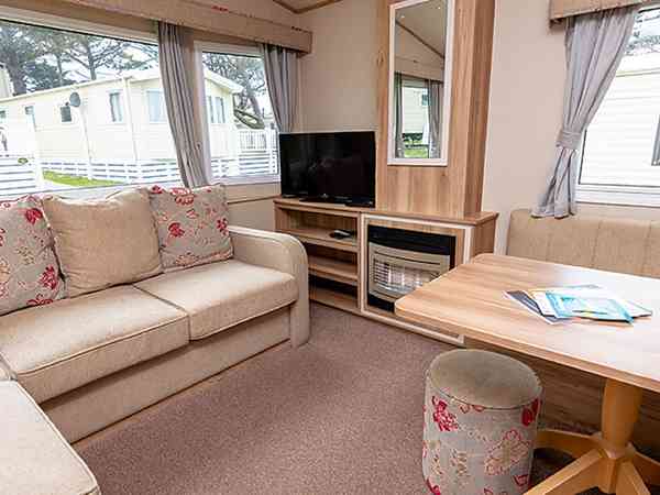 2 bedroom static caravan (comfort, no pets)
