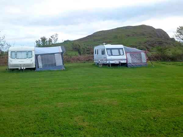 Non-electric grass tent or motorhome pitch