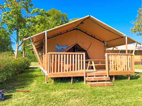 1 bedroom safari tent
