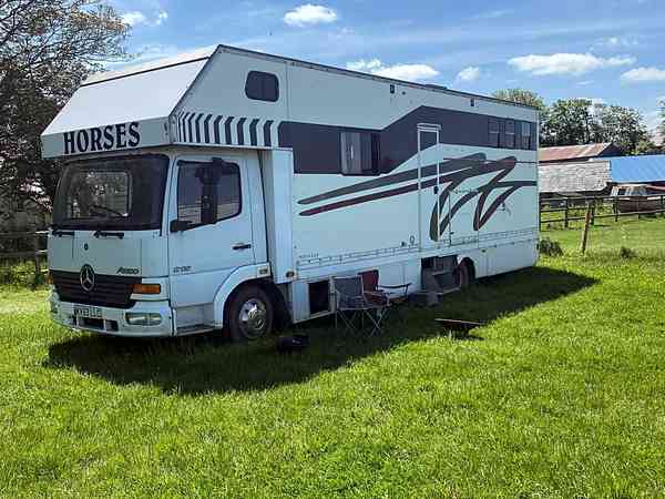 Funky Horse Lorry mobile home (2 adults and 2 children)