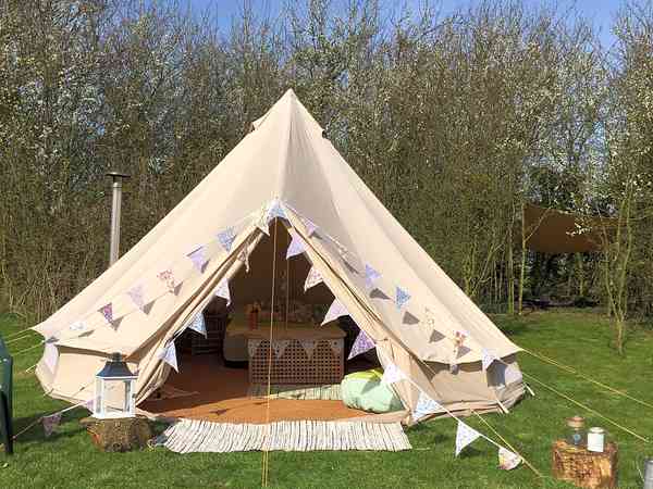 Tente cloche Rose (4 adultes et 1 enfant en bas âge)