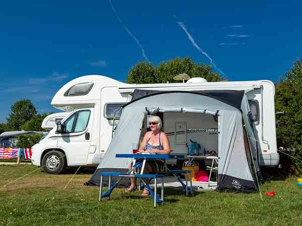 Spacious hardstanding pitches Spacious hardstanding pitches