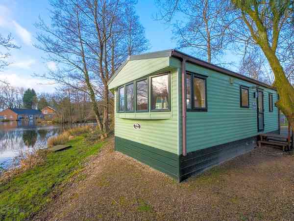 Fisherman's 2 bedroom lodge