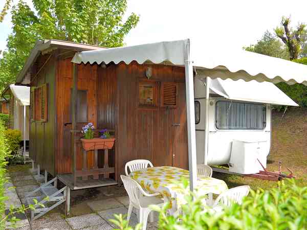 Roulotte in affitto 1 camera (senza bagni privati)