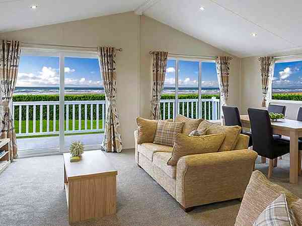 Classic 2 bedroom lodge (pet friendly)