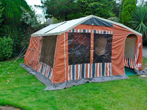 Rental tent