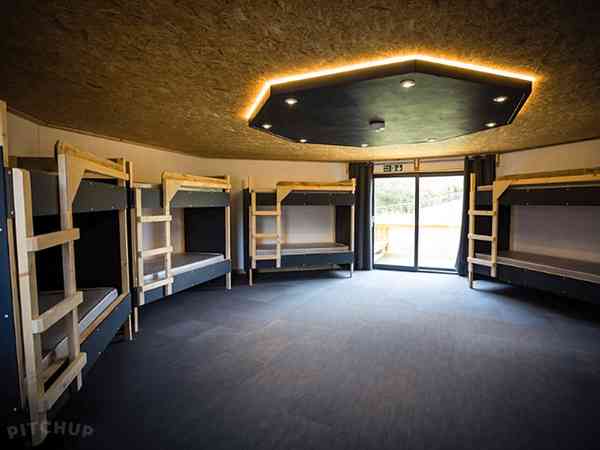 Octo cabin