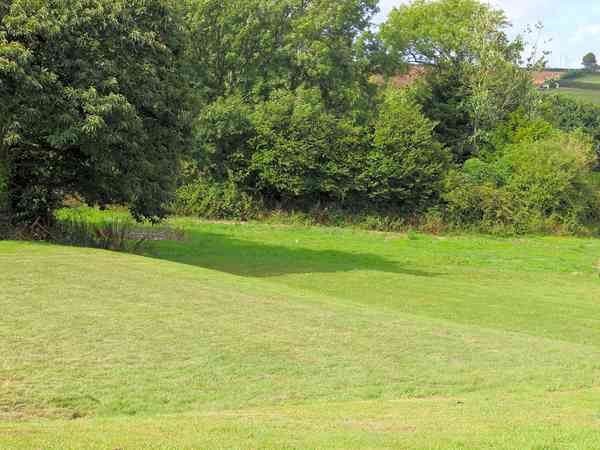 Emplacement pour tente sur herbe sans électricité