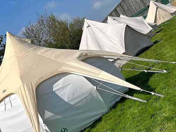 Tenda em forma de sino