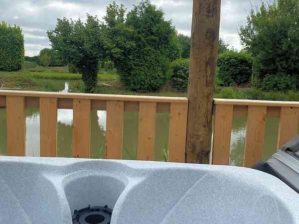Cabane de berger (jacuzzi)