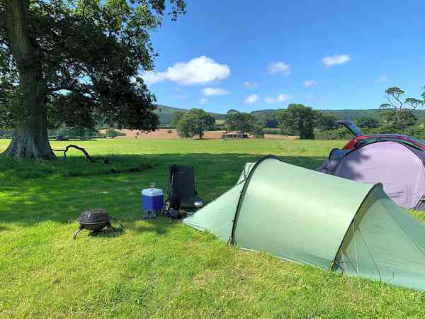 Non-electric grass tent or trailer tent pitch
