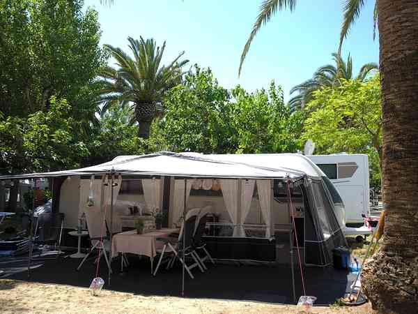 Standard Deluxe electric grass and earth pitch