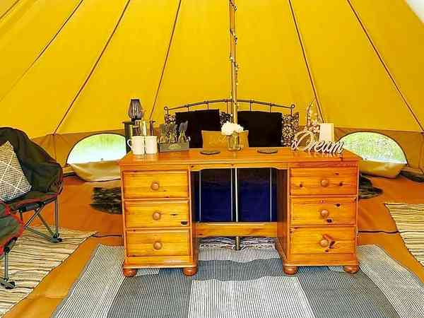Tente cloche (2 adultes et 2 enfants)