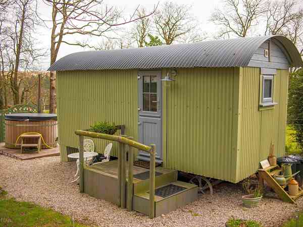 Cabane de berger (jacuzzi, animaux interdits)