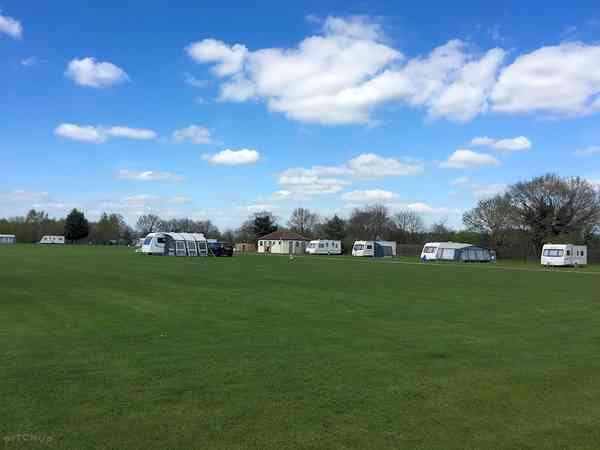 Well cut grass and maintained surrounds Well cut grass and maintained surrounds