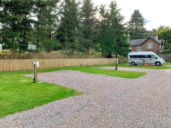 Fully-serviced grass and gravel touring pitch