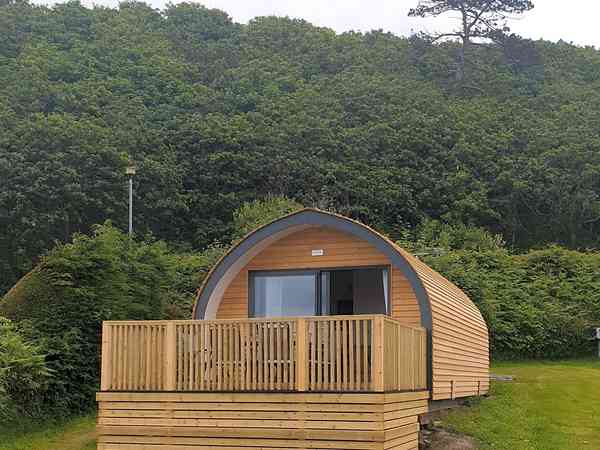 Gwel yr Bae 1 bedroom camping pod (pet friendly)