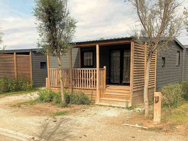 Cottage / chalet / bungalow (no pets, six person)