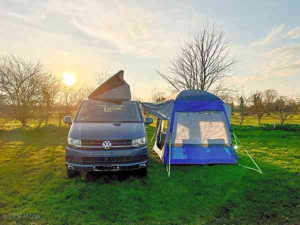 Non-electric grass pitch