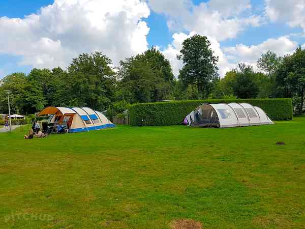 Fully-serviced grass and earth tent, trailer tent or touring caravan pitch
