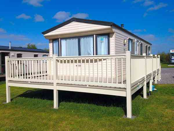 stationær campingvogn 3 soveværelser (kæledyr forbudt)
