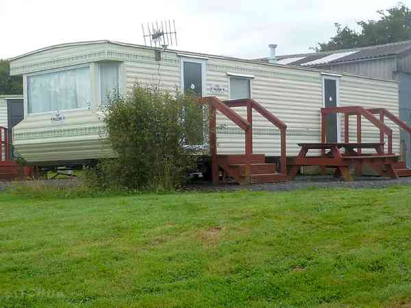 2 bedroom mobile home
