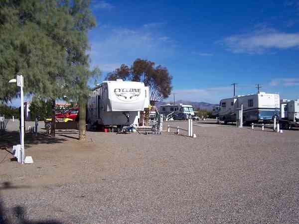 FHU gravel trailer site (drive through)