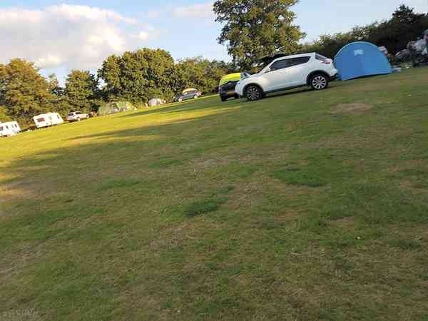 8-metre-wide pitches with lots of space in front 8-metre-wide pitches with lots of space in front
