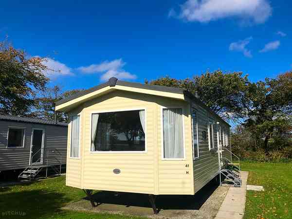 Chestnut 2 bedroom static caravan